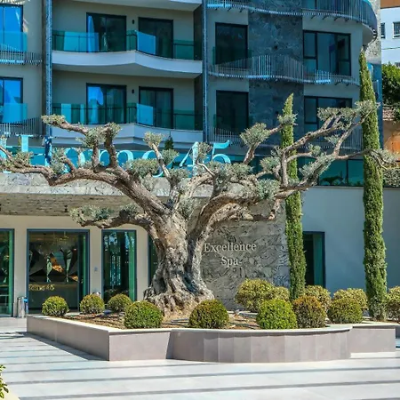 в 150м от моря, тосмур